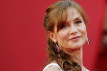 Isabelle Huppert dans Asphalte de Samuel Benchetrit