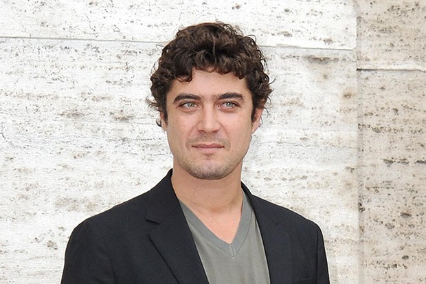 Scamarcio and Chiatti reunited in Io che amo solo te