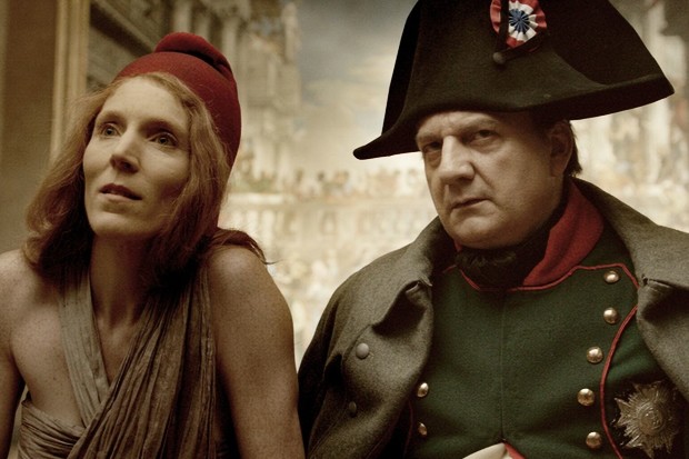 Francofonia: la pirámide del Louvre de Aleksandr Sokurov