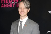 John Cameron Mitchell finaliza el rodaje de How to Talk to Girls at Parties