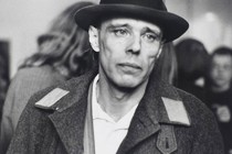 Beuys: un omaggio ammirevole a un artista ammirevole
