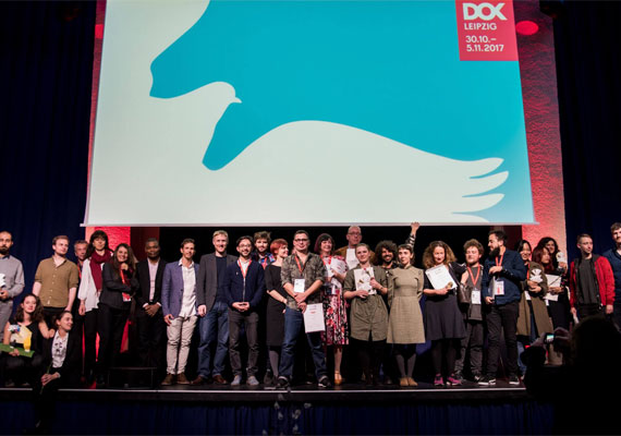 Las Palomas de Oro premian las historias más emocionantes en DOK Leipzig