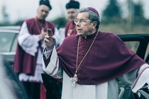 Clergy totalizza 4 milioni di entrate in Polonia e verrà distribuito all'estero