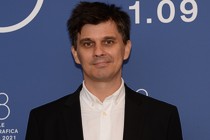 Bogdan George Apetri • Director de Miracle