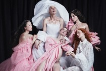 Eduardo Casanova films La piedad