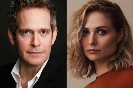 Tom Hollander et Niamh Algar réunis dans la série Iris, estampillée Sky