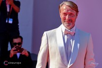 In corso le riprese del dramma carcerario di Ramin Bahrani, Last Meals, con Mads Mikkelsen