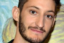 Pierre Niney protagonizará Black Box de Yann Gozlan