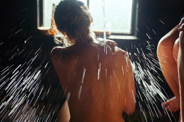 Recensione: Smoke Sauna Sisterhood