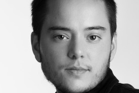 Ian de la Rosa  • Director de Iván & Hadoum