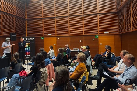 Europa Distribution esplora l'analisi della sceneggiatura e la collaborazione con gli agenti di vendita a San Sebastian